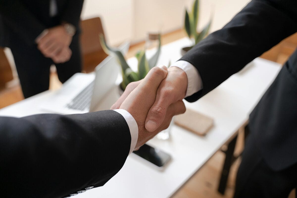 handshake1